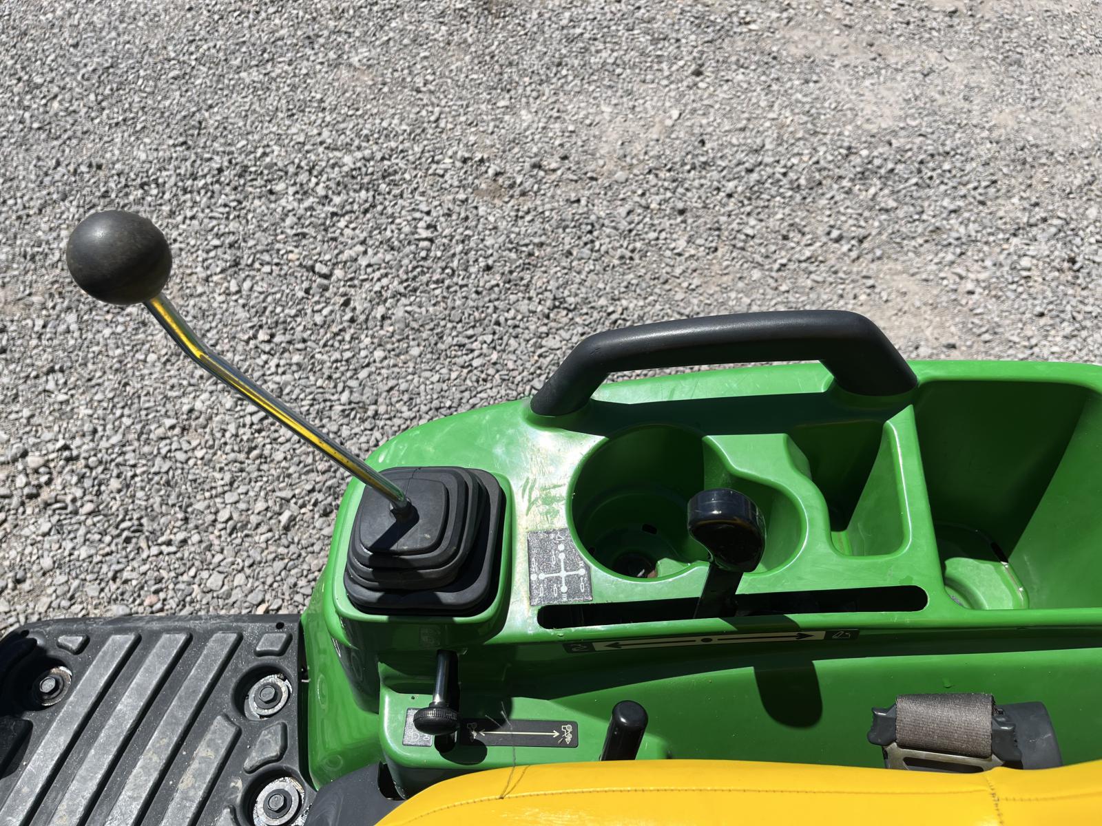 ./imagenes/INVOICE/2019/16954/TRACTOR JOHN DEERE 1023E (11).JPG